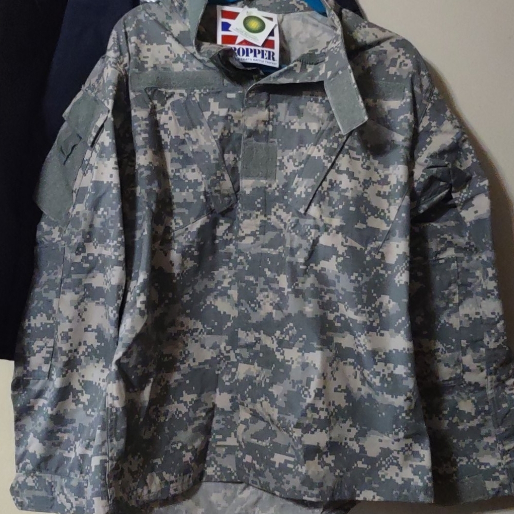 Propper , medium , camo